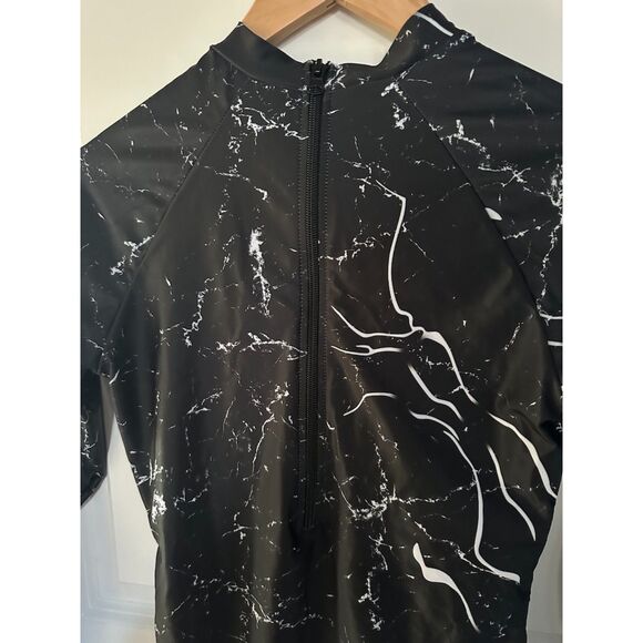 NWOT No Brand Marble Print Women's Long Sleeve Diving Style Swimsuit Size L - Picture 11 of 11